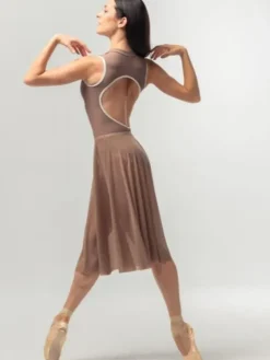 Dame Dansebutikken Skørter Til Skøjteløb|Ballet Underdele Damer-Brunt langt pull on mesh skørt fra Mara Dancewear