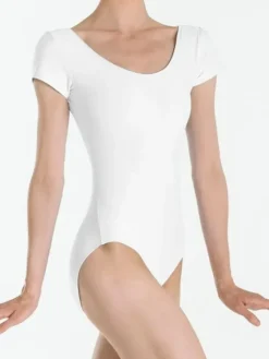 Dame Dansebutikken Balletdragter Damer-Dragt med korte ærmer i hvid fra Wear Moi