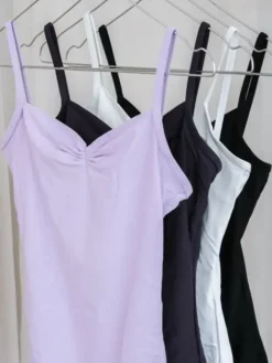 Dame Dansebutikken Balletdragter Damer-Dragt med tynde stropper og rynk i hvid fra Wear Moi