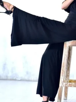 Dame Dansebutikken Danseunderdele Damer-Flotte sorte bukser med vidde - Danceeverywear