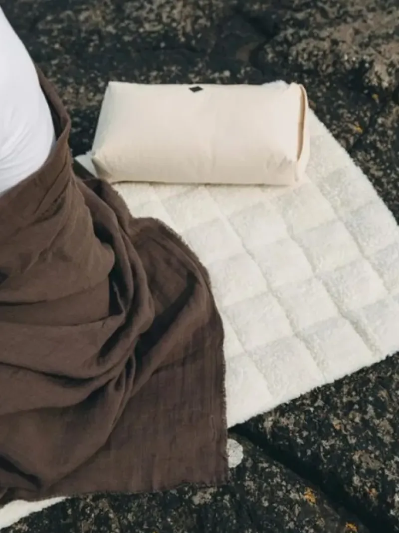 Dansebutikken Andet Til Yoga-Simple Days YOGA meditationspude i ivory