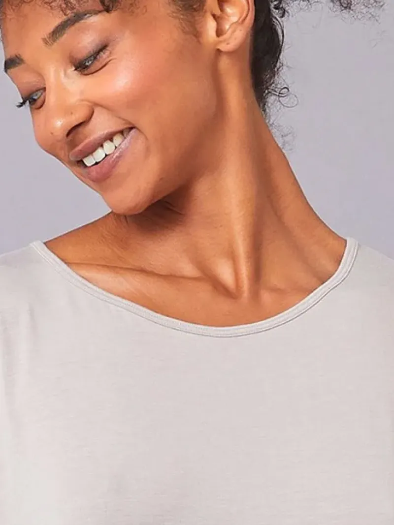 Dansebutikken Pilates Overdele|Yogabluser-Tempsdanse latte farvet blød bambus t-shirt