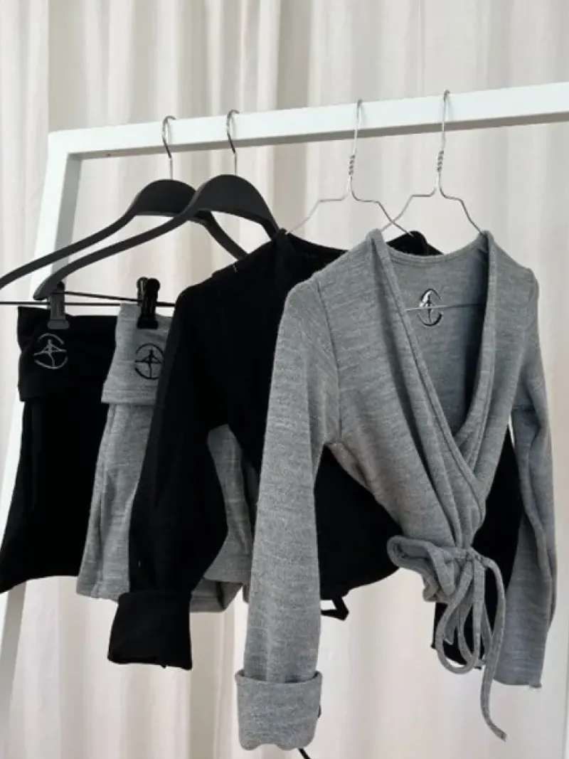 Dame Dansebutikken Overdele Damer|Ballet Strik Damer-Wearmoi sort slå om overdel ballet og gymnastik